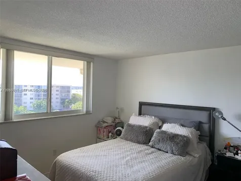 2851 Leonard Drive Aventura FL 33160