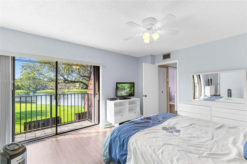 9950 NW 6th Place Plantation FL 33324
