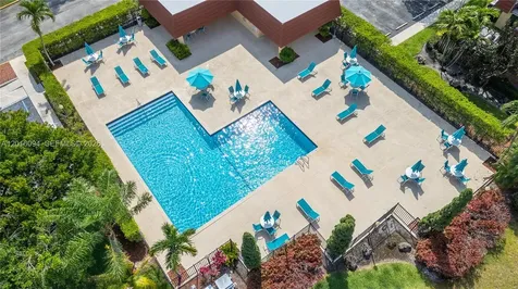 9950 NW 6th Place Plantation FL 33324