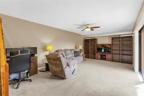 9950 NW 6th Place Plantation FL 33324