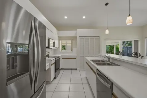 12511 NW 10th Street Sunrise FL 33323