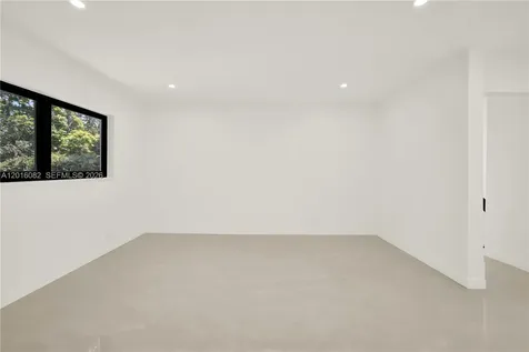 1020 NW 197th Terrace Miami Gardens FL 33169