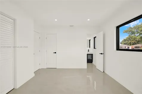 1020 NW 197th Terrace Miami Gardens FL 33169