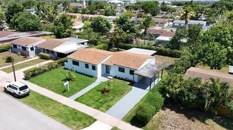 1020 NW 197th Terrace Miami Gardens FL 33169