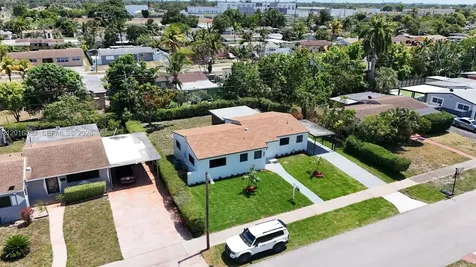 1020 NW 197th Terrace Miami Gardens FL 33169