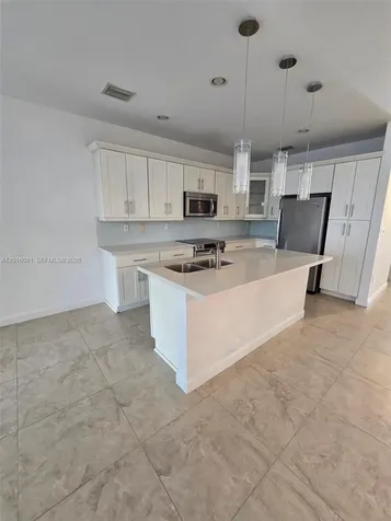 5810 NW 104th Path Doral FL 33178