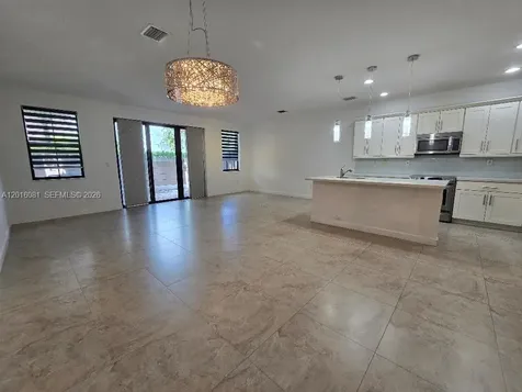 5810 NW 104th Path Doral FL 33178