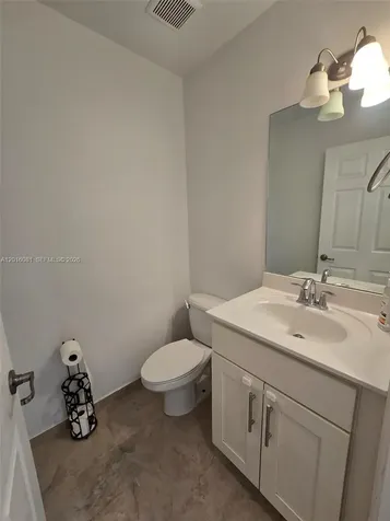 5810 NW 104th Path Doral FL 33178