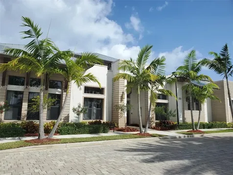 5810 NW 104th Path Doral FL 33178