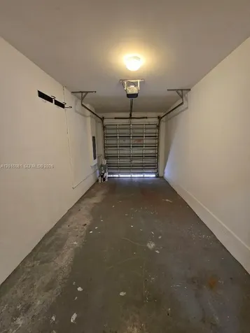 5810 NW 104th Path Doral FL 33178