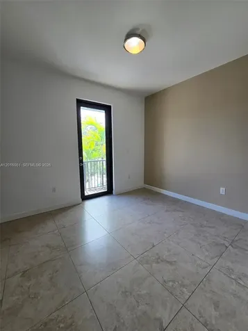 5810 NW 104th Path Doral FL 33178