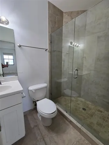 5810 NW 104th Path Doral FL 33178