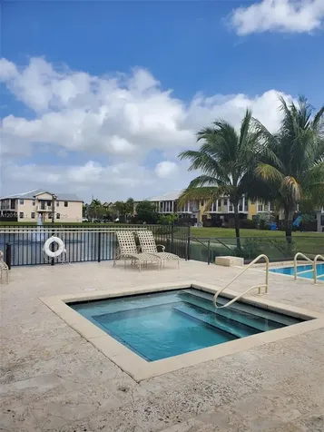 5810 NW 104th Path Doral FL 33178