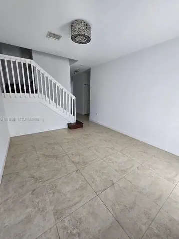 5810 NW 104th Path Doral FL 33178