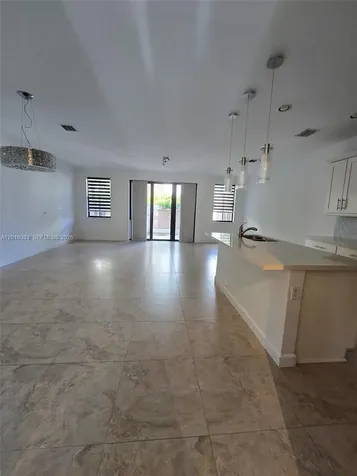 5810 NW 104th Path Doral FL 33178