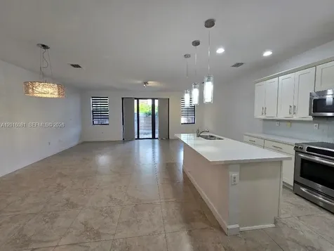 5810 NW 104th Path Doral FL 33178