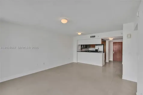 31 SE 5th Street Miami FL 33131