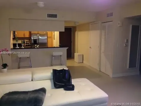 31 SE 5th Street Miami FL 33131