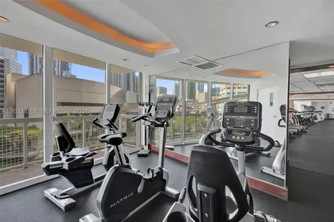 31 SE 5th Street Miami FL 33131