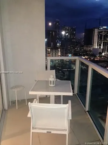 31 SE 5th Street Miami FL 33131