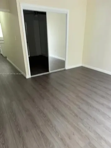 1007 Meridian Avenue Miami Beach FL 33139