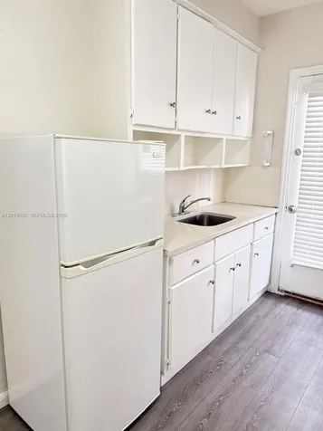 1007 Meridian Avenue Miami Beach FL 33139