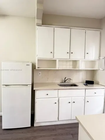 1007 Meridian Avenue Miami Beach FL 33139
