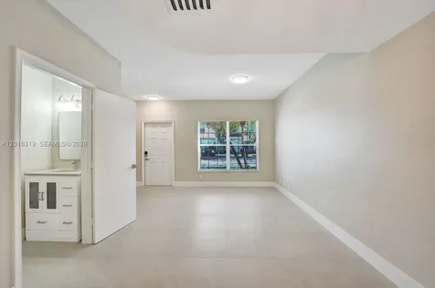 43 Simonton Circle Weston FL 33326