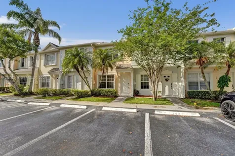 43 Simonton Circle Weston FL 33326