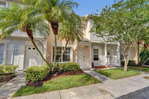43 Simonton Circle Weston FL 33326