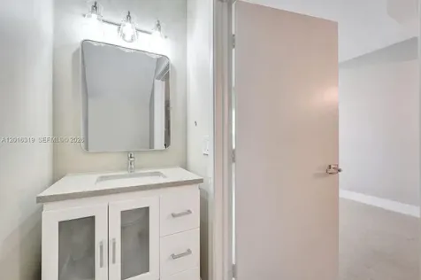 43 Simonton Circle Weston FL 33326