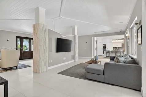 442 Amalfi Avenue Coral Gables FL 33146
