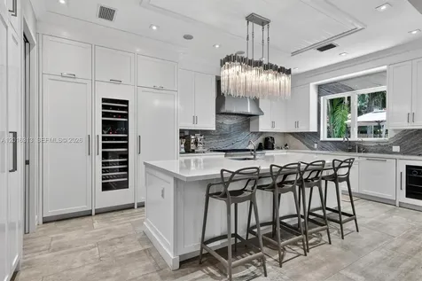 442 Amalfi Avenue Coral Gables FL 33146