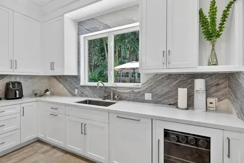 442 Amalfi Avenue Coral Gables FL 33146