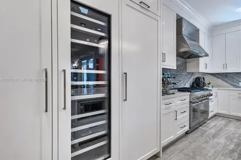 442 Amalfi Avenue Coral Gables FL 33146
