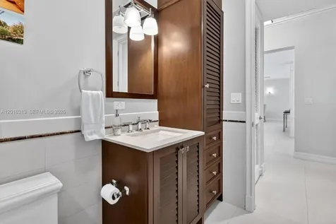 442 Amalfi Avenue Coral Gables FL 33146