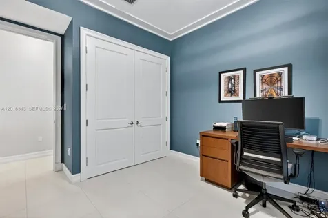442 Amalfi Avenue Coral Gables FL 33146