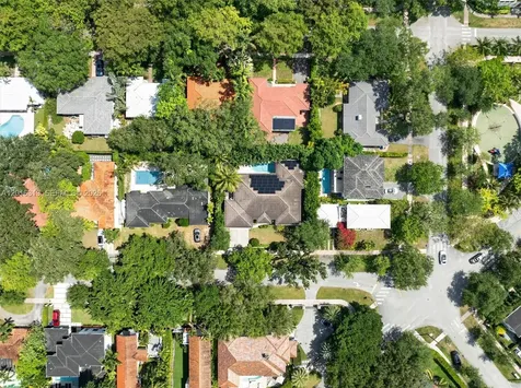 442 Amalfi Avenue Coral Gables FL 33146