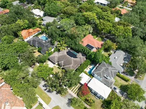 442 Amalfi Avenue Coral Gables FL 33146