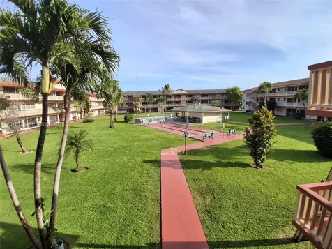 5300 Washington Street Hollywood FL 33021