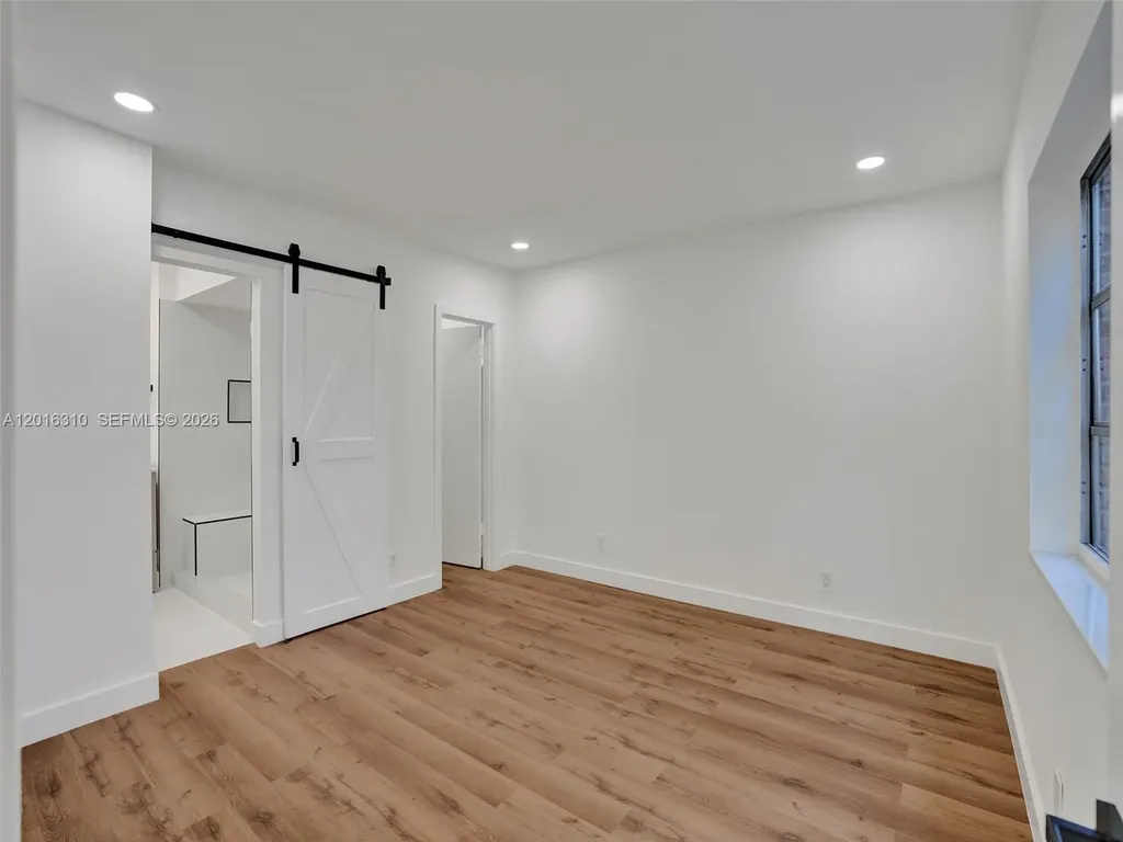 2426 SE 17th Street Fort Lauderdale FL 33316