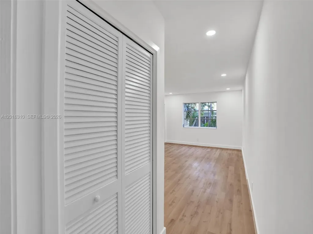 2426 SE 17th Street Fort Lauderdale FL 33316
