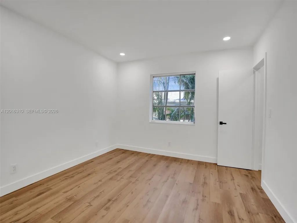 2426 SE 17th Street Fort Lauderdale FL 33316