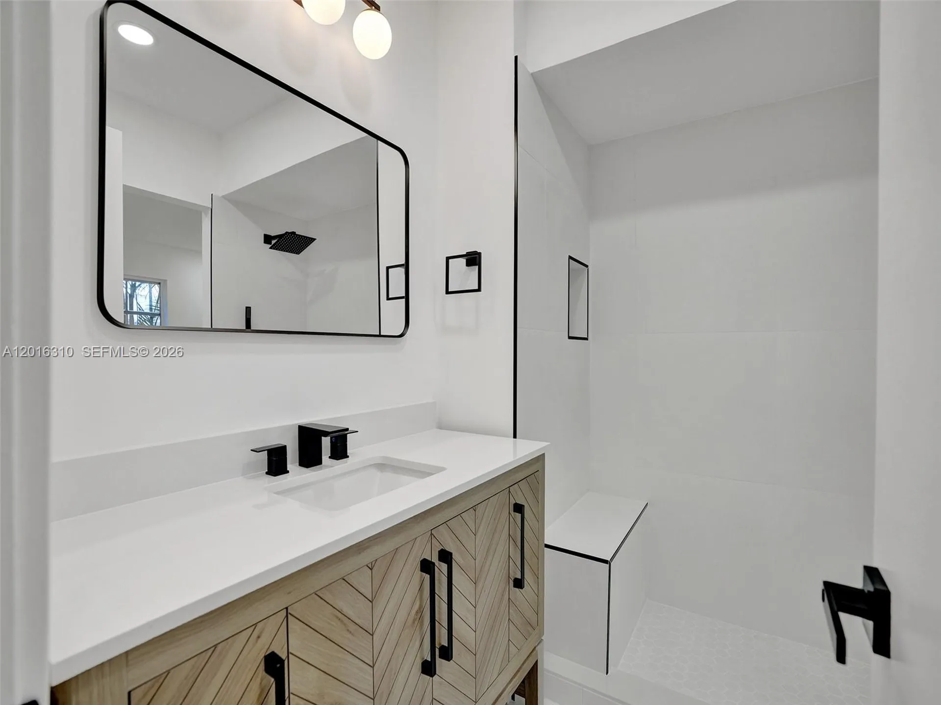 2426 SE 17th Street Fort Lauderdale FL 33316