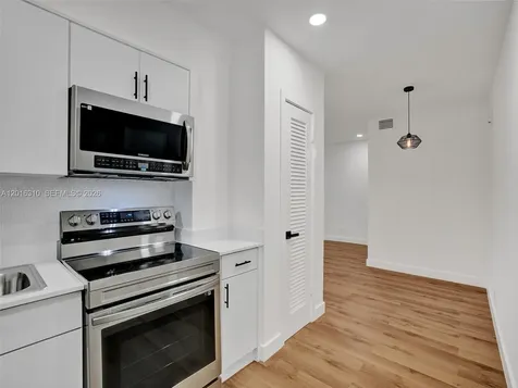 2426 SE 17th Street Fort Lauderdale FL 33316