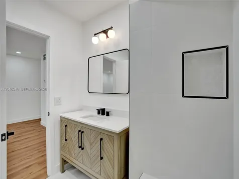 2426 SE 17th Street Fort Lauderdale FL 33316