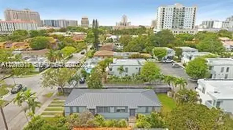 3581 SW 17th Street Miami FL 33145