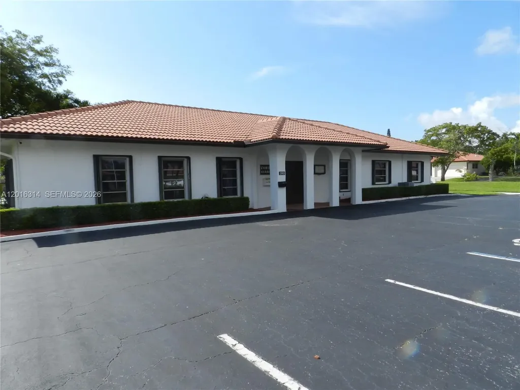 305 NW 42nd Street Boca Raton FL 33431