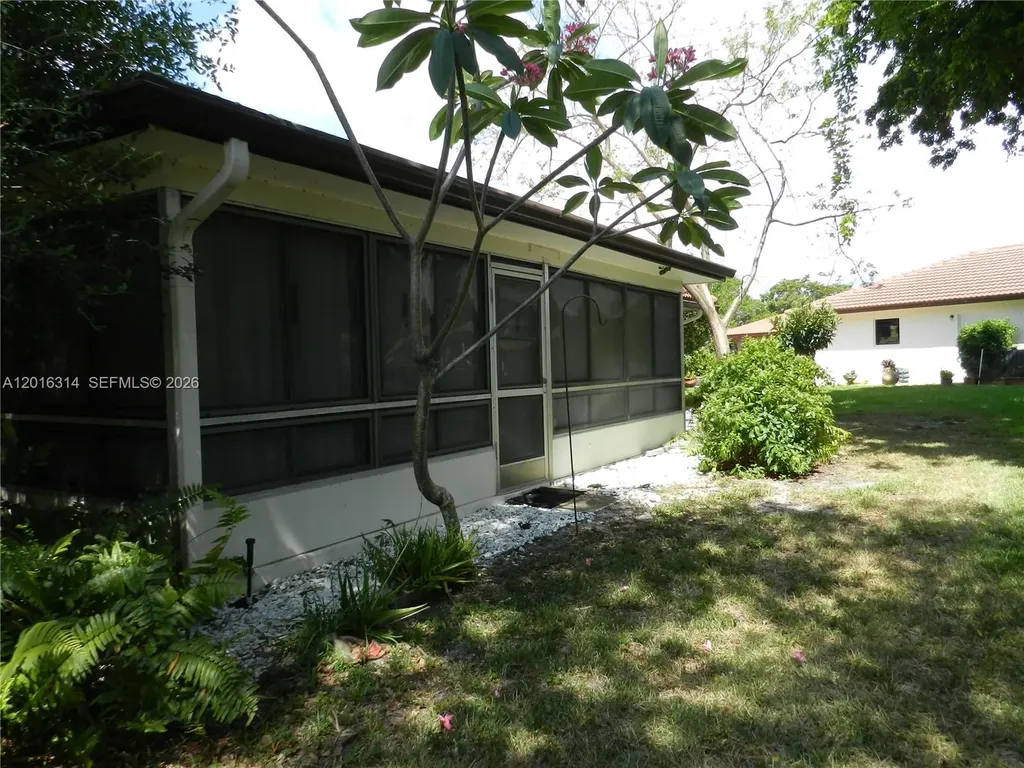 305 NW 42nd Street Boca Raton FL 33431
