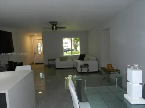 305 NW 42nd Street Boca Raton FL 33431